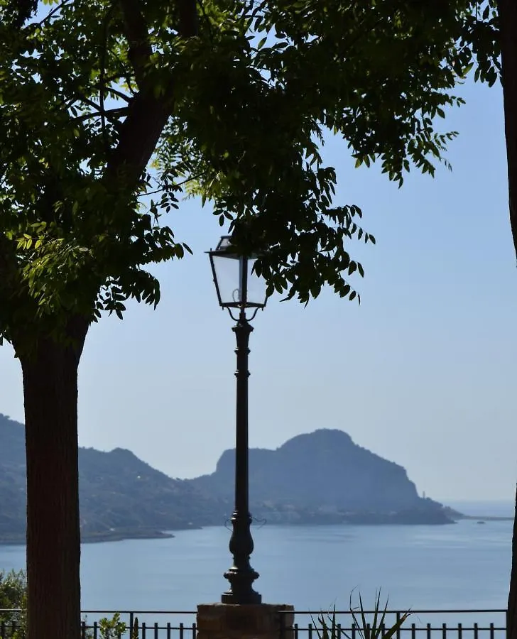 Four Seasons Summer Room Cefalu